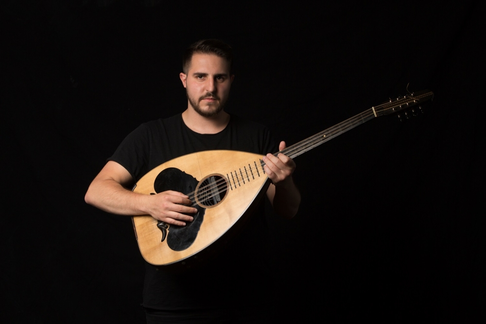 &Mu;&omicron;&upsilon;&sigma;&iota;&kappa;ή &beta;&rho;&alpha;&delta;&iota;ά &tau;&omicron; &Sigma;ά&beta;&beta;&alpha;&tau;&omicron; &sigma;&tau;&eta;&nu; &pi;&lambda;&alpha;&tau;&epsilon;ί&alpha; &Pi;&eta;&gamma;ώ&nu; &Sigma;&kappa;ά&lambda;&alpha;&sigmaf;