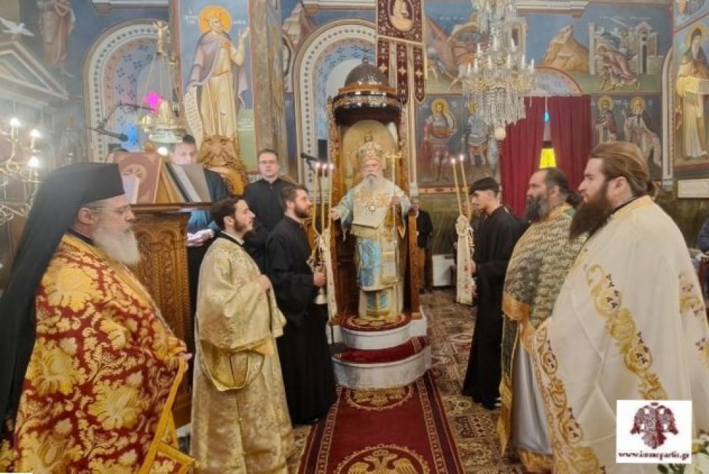 &Theta;&epsilon;ί&alpha; &Lambda;&epsilon;&iota;&tau;&omicron;&upsilon;&rho;&gamma;ί&alpha; &tau;έ&lambda;&epsilon;&sigma;&epsilon; &omicron; &Mu;&eta;&tau;&rho;&omicron;&pi;&omicron;&lambda;ί&tau;&eta;&sigmaf; &Epsilon;&upsilon;&sigma;&tau;ά&theta;&iota;&omicron;&sigmaf; &sigma;&tau;&omicron; &Epsilon;&lambda;&alpha;&iota;&omicron;&chi;ώ&rho;&iota; &Tau;&rho;&iota;&pi;ό&lambda;&epsilon;&omega;&sigmaf;