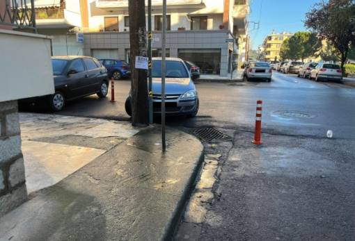 «Παραμάζωμα» τα κολωνάκια