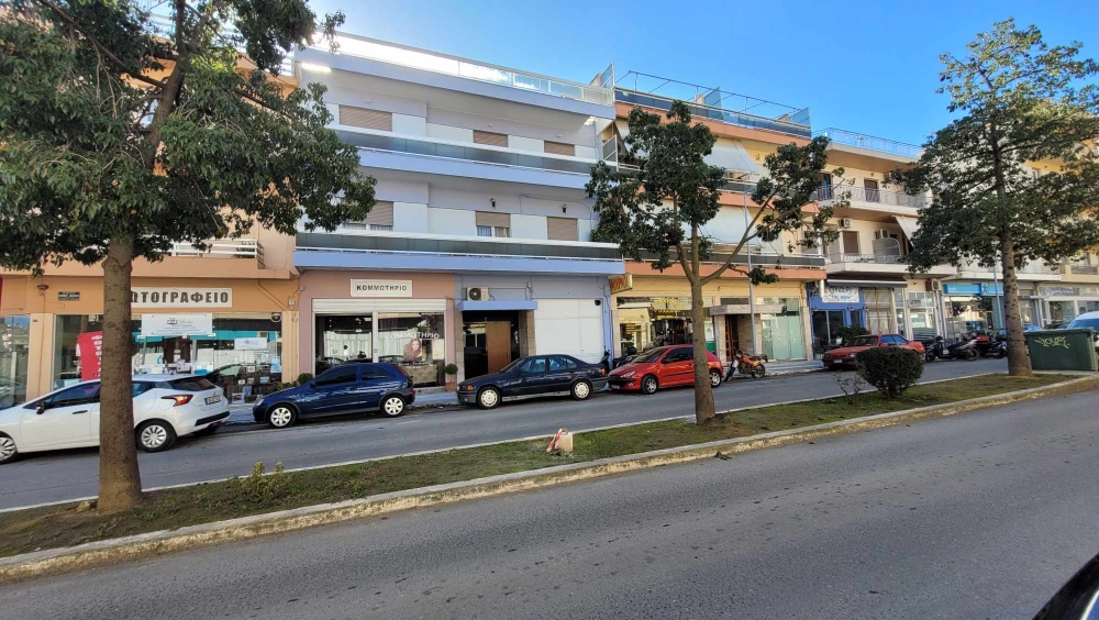 «Χαιρέτησαν» οι παλιές κολώνες στη Σπάρτη