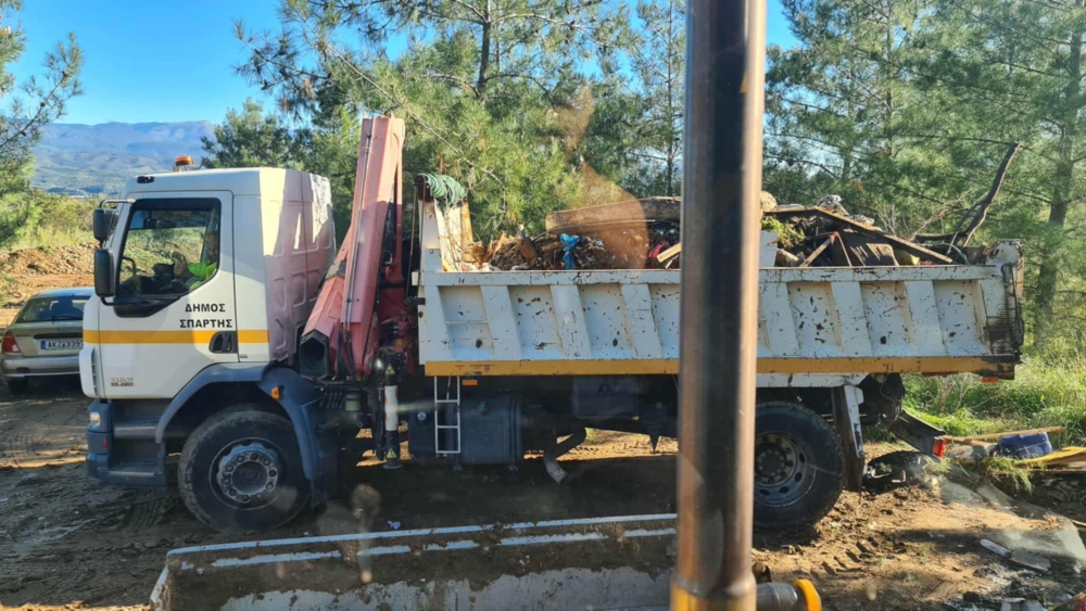 Επιχείρηση καθαριότητας στον Άγιο Ιωάννη