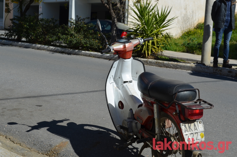 &Delta;&eta;&mu;&omicron;&tau;&iota;&kappa;ό&sigmaf; &Sigma;ύ&mu;&beta;&omicron;&upsilon;&lambda;&omicron;&sigmaf; &Sigma;&pi;ά&rho;&tau;&eta;&sigmaf; &omicron; &tau;&rho;&alpha;&upsilon;&mu;&alpha;&tau;ί&alpha;&sigmaf; &tau;&omicron;&upsilon; &tau;&rho;&omicron;&chi;&alpha;ί&omicron;&upsilon;