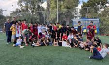 &Mu;&iota;&kappa;&rho;&omicron;ί &mu;&pi;&alpha;&lambda;&alpha;&delta;ό&rho;&omicron;&iota; έ&pi;&alpha;&iota;&xi;&alpha;&nu; &kappa;&alpha;&iota; &tau;&omicron; &kappa;&alpha;&tau;&alpha;&chi;ά&rho;&eta;&kappa;&alpha;&nu; &sigma;&tau;&eta; &laquo;&nu;έ&alpha;&raquo; &Lambda;ά&kappa;&kappa;&alpha;