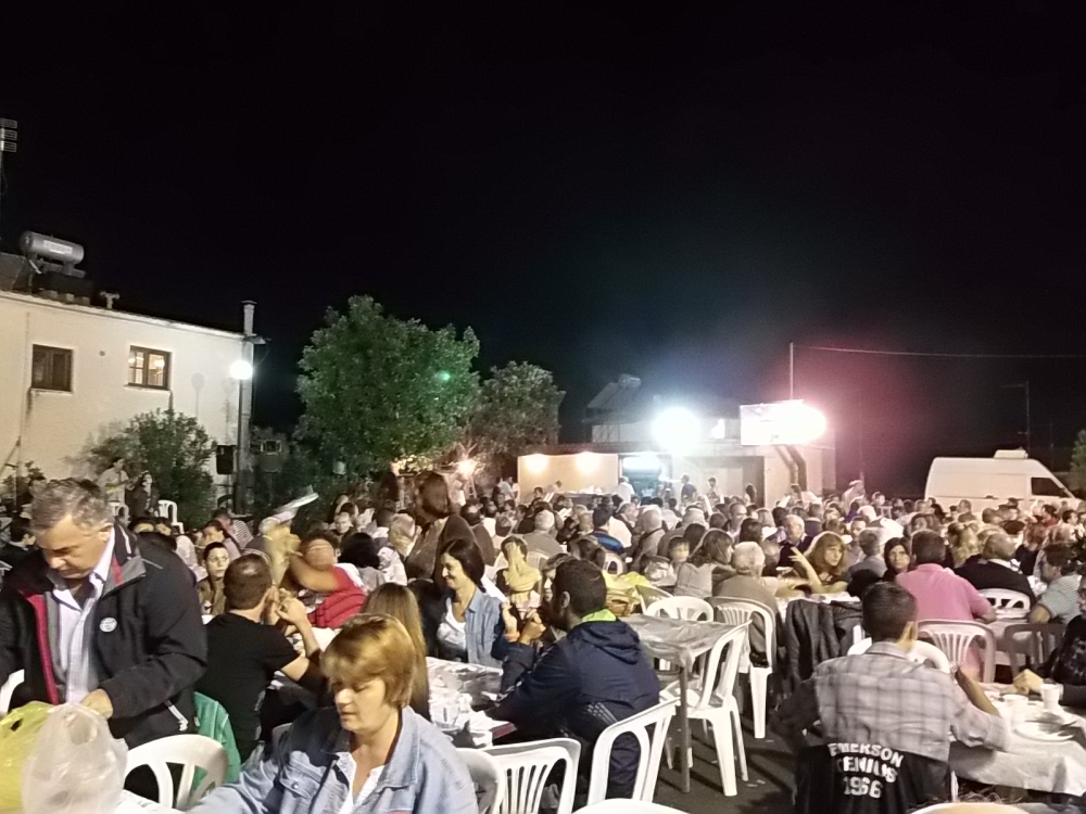 Παραδοσιακό πανηγύρι στην Κοκκινόρραχη