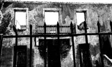 Στα πυρά της εκδίκησης: Μια Λακωνία που δε λησμονεί