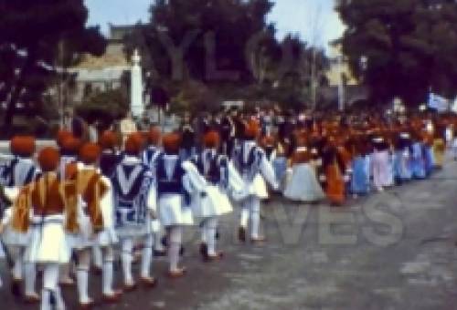 Παρέλαση 25ης Μαρτίου στο Γύθειο πριν από 44 χρόνια (VIDEO)