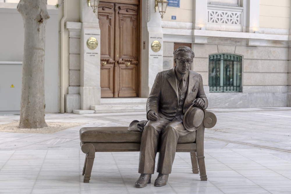 &Phi;&alpha;&nu;&tau;&alpha;&sigma;&tau;&epsilon;ί&tau;&epsilon; &tau;&omicron;&nu; &Rho;ί&tau;&sigma;&omicron; &kappa;&alpha;&iota; &tau;&omicron;&nu; &Beta;&rho;&epsilon;&tau;&tau;ά&kappa;&omicron; &nu;&alpha; &kappa;ά&theta;&omicron;&nu;&tau;&alpha;&iota; &delta;ί&pi;&lambda;&alpha; &mu;&alpha;&sigmaf;