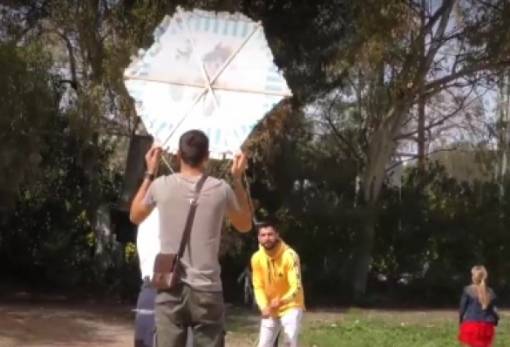Τήρησαν το έθιμο: Οι χαρταετοί πέταξαν στον ουρανό του Σαϊνοπουλείου! (VIDEO)