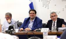&Delta;ή&mu;&omicron;&iota; &kappa;&alpha;&iota; &Pi;&epsilon;&rho;&iota;&phi;έ&rho;&epsilon;&iota;&epsilon;&sigmaf; &mu;&pi;&rho;&omicron;&sigma;&tau;ά &sigma;&epsilon; &nu;έ&alpha; &mu;&epsilon;&tau;&alpha;&rho;&rho;ύ&theta;&mu;&iota;&sigma;&eta;