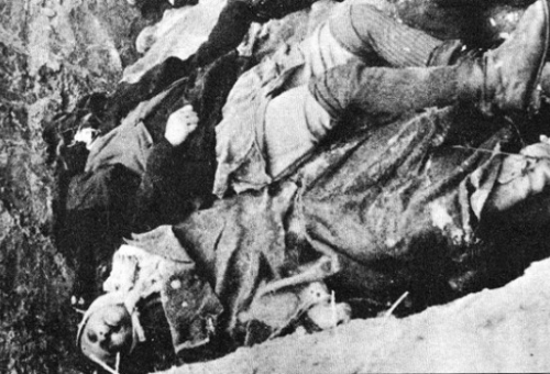 Τιμούν τους πεσόντες της Αντίστασης