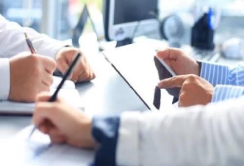 «Από την επαγγελματική κατάρτιση στην επαγγελματική δραστηριότητα»: Εκδήλωση του Επιμελητηρίου στο Γύθειο