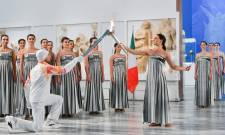 Άναψε τη «Φλόγα» της Ολυμπιακής Εκεχειρίας στην Ολυμπία η Σπάρτη