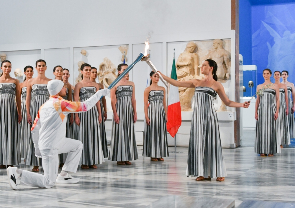 Άναψε τη «Φλόγα» της Ολυμπιακής Εκεχειρίας στην Ολυμπία η Σπάρτη