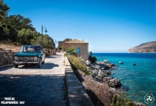 «Tour du Peloponnese 2021»: Πέρασμα από τη Λακωνία για 160 ιστορικά οχήματα