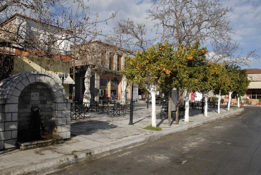 &Pi;&alpha;&rho;&alpha;&delta;&omicron;&sigma;&iota;&alpha;&kappa;ό &lambda;&alpha;ϊ&kappa;ό &pi;&alpha;&nu;&eta;&gamma;ύ&rho;&iota; &sigma;&tau;&eta;&nu; &pi;&lambda;&alpha;&tau;&epsilon;ί&alpha; &Xi;&eta;&rho;&omicron;&kappa;&alpha;&mu;&pi;ί&omicron;&upsilon;