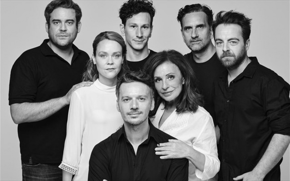 &laquo;&Iota;&phi;&iota;&gamma;έ&nu;&epsilon;&iota;&alpha; &eta; &epsilon;&nu; &Tau;&alpha;ύ&rho;&omicron;&iota;&sigmaf;&raquo; &sigma;&epsilon; &sigma;&kappa;&eta;&nu;&omicron;&theta;&epsilon;&sigma;ί&alpha; &Gamma;&iota;ώ&rho;&gamma;&omicron;&upsilon; &Nu;&alpha;&nu;&omicron;ύ&rho;&eta;