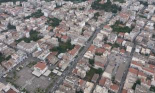 &Tau;έ&lambda;&omicron;&sigmaf; &eta; &pi;&omicron;&lambda;&epsilon;&omicron;&delta;&omicron;&mu;&iota;&kappa;ή &laquo;&beta;&alpha;&beta;έ&lambda;&raquo; &mu;&epsilon; &iota;&sigma;&omicron;&nu;&omicron;&mu;ί&alpha; &kappa;&alpha;&iota; &delta;&iota;&alpha;&phi;ά&nu;&epsilon;&iota;&alpha;