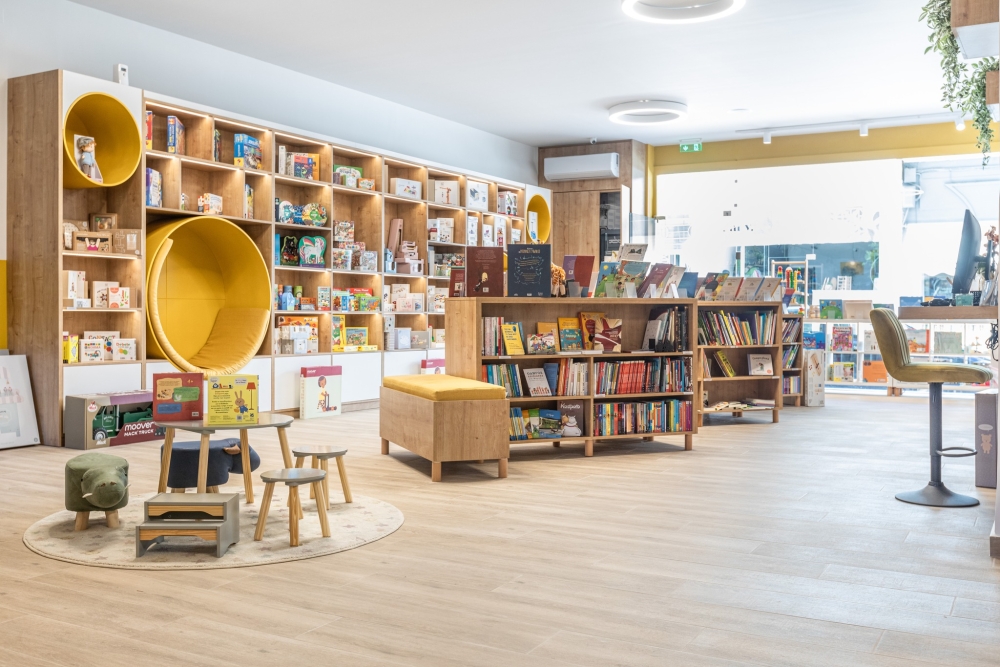 &Eta; &Kappa;&omicron;&upsilon;&kappa;&omicron;&upsilon;&beta;ά&gamma;&iota;&alpha; &alpha;&nu;&omicron;ί&gamma;&epsilon;&iota; &tau;&alpha; &phi;&tau;&epsilon;&rho;ά &tau;&eta;&sigmaf;