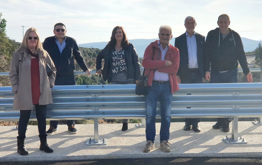 &Pi;. &Tau;&alpha;&tau;&omicron;ύ&lambda;&eta;&sigmaf;: &laquo;&Sigma;&chi;&epsilon;&delta;&iota;ά&sigma;&alpha;&mu;&epsilon; &kappa;&alpha;&iota; &upsilon;&lambda;&omicron;&pi;&omicron;&iota;ή&sigma;&alpha;&mu;&epsilon; &pi;&omicron;&lambda;ύ &sigma;&eta;&mu;&alpha;&nu;&tau;&iota;&kappa;ά έ&rho;&gamma;&alpha; &upsilon;&pi;&omicron;&delta;&omicron;&mu;ώ&nu; &sigma;&tau;&eta; &Lambda;&alpha;&kappa;&omega;&nu;ί&alpha;&raquo;