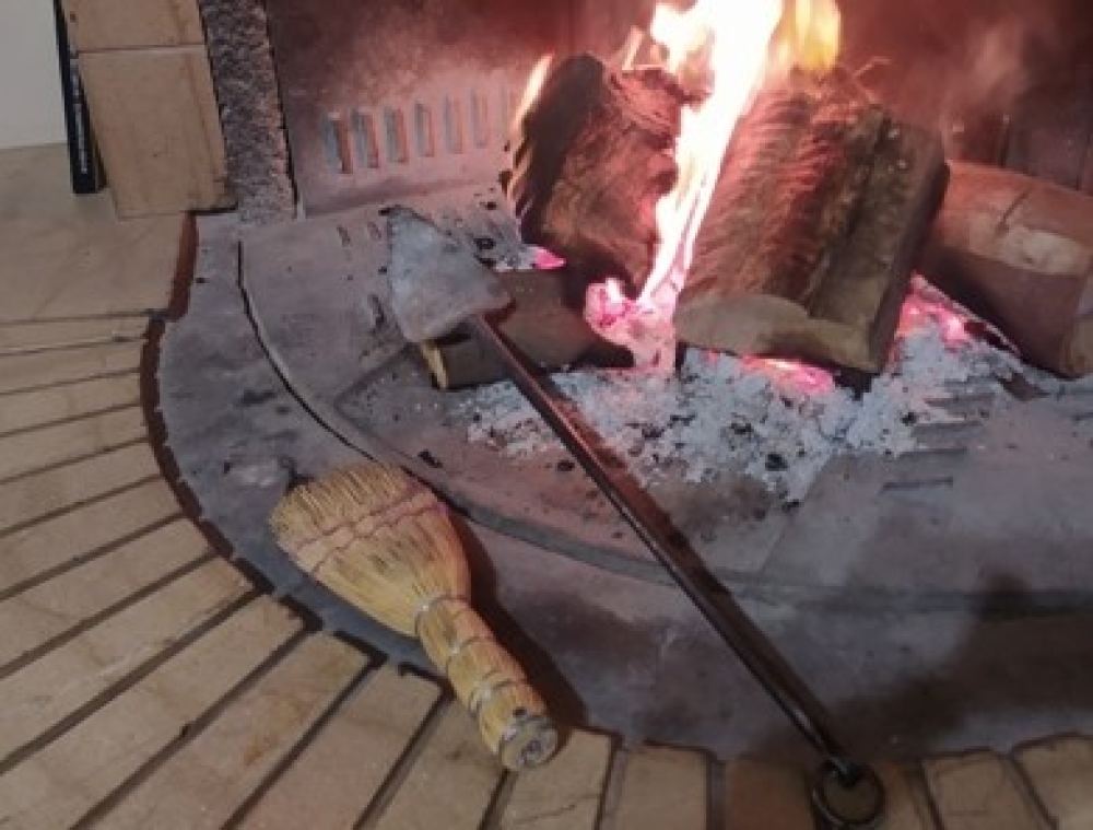 &Chi;&rho;&iota;&sigma;&tau;&omicron;ύ&gamma;&epsilon;&nu;&nu;&alpha; &mu;&epsilon; &tau;&eta; &mu;&alpha;&sigma;&iota;ά