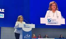 &Sigma;&tau;&eta;&nu; &Pi;&omicron;&lambda;&iota;&tau;&iota;&kappa;ή &Epsilon;&pi;&iota;&tau;&rho;&omicron;&pi;ή &tau;&eta;&sigmaf; &Nu;&Delta; &eta; &Lambda;ά&kappa;&alpha;&iota;&nu;&alpha; &Nu;&tau;ί&nu;&alpha; &Nu;&iota;&kappa;&omicron;&lambda;&omicron;&pi;&omicron;ύ&lambda;&omicron;&upsilon;&ndash;&Kappa;&alpha;&lambda;&lambda;&iota;&omicron;&nu;&tau;&zeta;ή