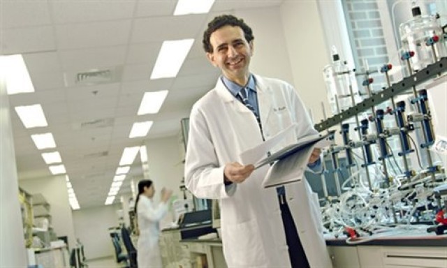 &Epsilon;&rho;&gamma;&alpha;&sigma;&tau;&eta;&rho;&iota;&alpha;&kappa;ό &pi;έ&omicron;&sigmaf; έ&tau;&omicron;&iota;&mu;&omicron; &pi;&rho;&omicron;&sigmaf; &kappa;&lambda;&iota;&nu;&iota;&kappa;ή &delta;&omicron;&kappa;&iota;&mu;ή &sigma;&epsilon; ά&nu;&delta;&rho;&epsilon;&sigmaf;