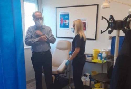 Εμβολιάστηκε έναντι του κορωνοϊού ο περιφερειάρχης Πελοποννήσου