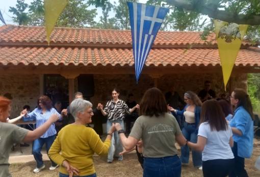 Η γιορτή του Μάη-Νικόλα σε Καραβά και Λογγάστρα