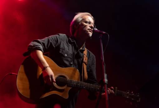 Μουσική εξομολόγηση κάτω από τον Λακωνικό ουρανό με τον Μίλτο Πασχαλίδη