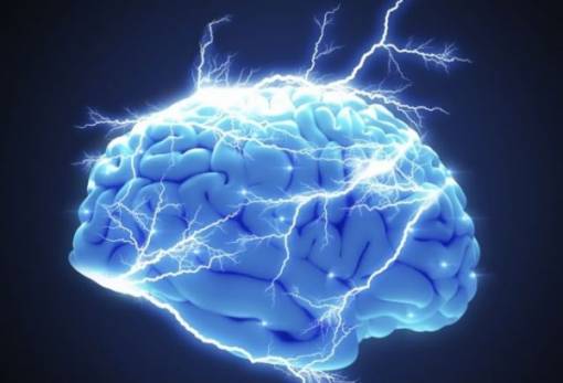 Εκφυλιστικές βλάβες φέρνει ο κορωνοϊός στον εγκέφαλο όσων νοσηλεύονται