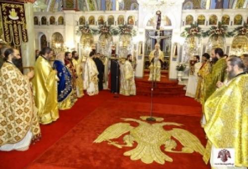 Με λαμπρότητα η Πολυαρχιερατική Θεία Λειτουργία για τον Όσιο Νίκωνα