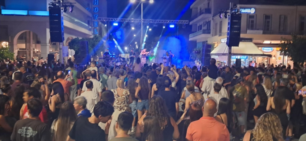 &Zeta;&omega;&nu;&tau;ά&nu;&iota;&alpha;, &rho;&upsilon;&theta;&mu;ό&sigmaf; &kappa;&alpha;&iota; &tau;ό&nu;&omega;&sigma;&eta; &tau;&eta;&sigmaf; &alpha;&gamma;&omicron;&rho;ά&sigmaf; &sigma;&tau;&eta; &laquo;&Lambda;&epsilon;&upsilon;&kappa;ή &Nu;ύ&chi;&tau;&alpha;&raquo; &tau;&eta;&sigmaf; &Sigma;&pi;ά&rho;&tau;&eta;&sigmaf;