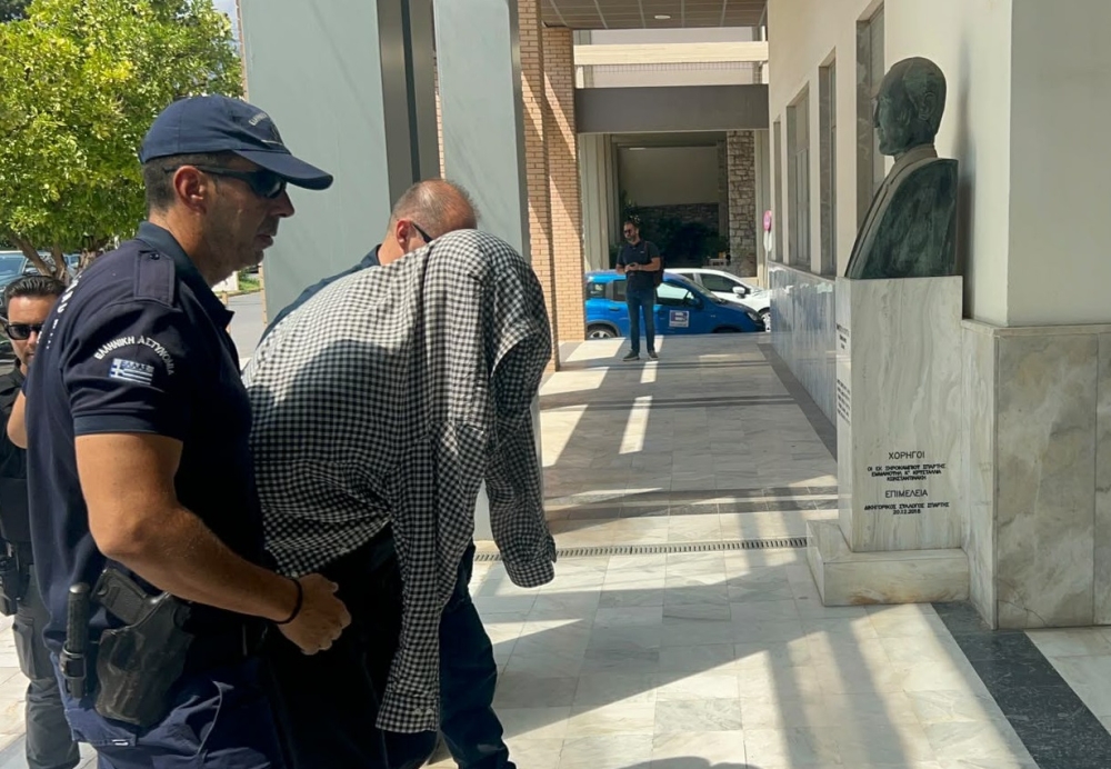 &Epsilon;&lambda;&epsilon;ύ&theta;&epsilon;&rho;&omicron;&sigmaf; &omicron; 55&chi;&rho;&omicron;&nu;&omicron;&sigmaf; &gamma;&iota;&alpha; &tau;&eta;&nu; &upsilon;&pi;ό&theta;&epsilon;&sigma;&eta; &tau;&omicron;&upsilon; &Mu;&upsilon;&sigma;&tau;&rho;ά