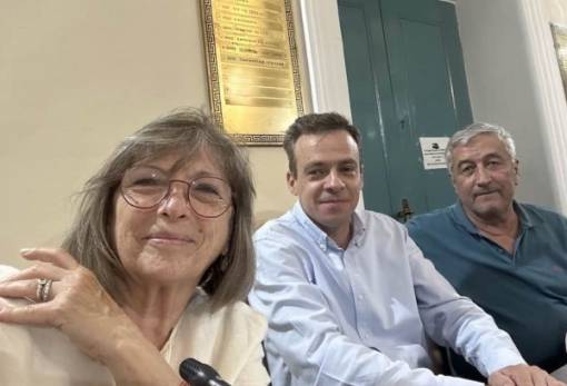 Μια σέλφι που έβαλε «ιδέες»…