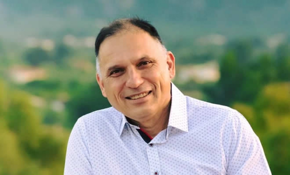 &Nu;&epsilon;&omicron;&kappa;&lambda;ή&sigmaf; &Kappa;&rho;&eta;&tau;&iota;&kappa;ό&sigmaf;: &laquo;&Alpha;&nu;&epsilon;&kappa;&tau;ί&mu;&eta;&tau;&eta; &eta; &pi;&rho;&omicron;&sigma;&phi;&omicron;&rho;ά &nu;&omicron;&sigma;&eta;&lambda;&epsilon;&upsilon;&tau;ώ&nu; &kappa;&alpha;&iota; &nu;&omicron;&sigma;&eta;&lambda;&epsilon;&upsilon;&tau;&rho;&iota;ώ&nu;&raquo;