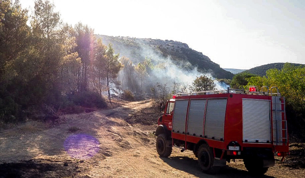 &Upsilon;&psi;&eta;&lambda;ό&sigmaf; &kappa;ί&nu;&delta;&upsilon;&nu;&omicron;&sigmaf; &phi;&omega;&tau;&iota;ά&sigmaf; &tau;&eta;&nu; &Tau;&rho;ί&tau;&eta; &sigma;&epsilon; ό&lambda;&eta; &tau;&eta; &Lambda;&alpha;&kappa;&omega;&nu;ί&alpha;