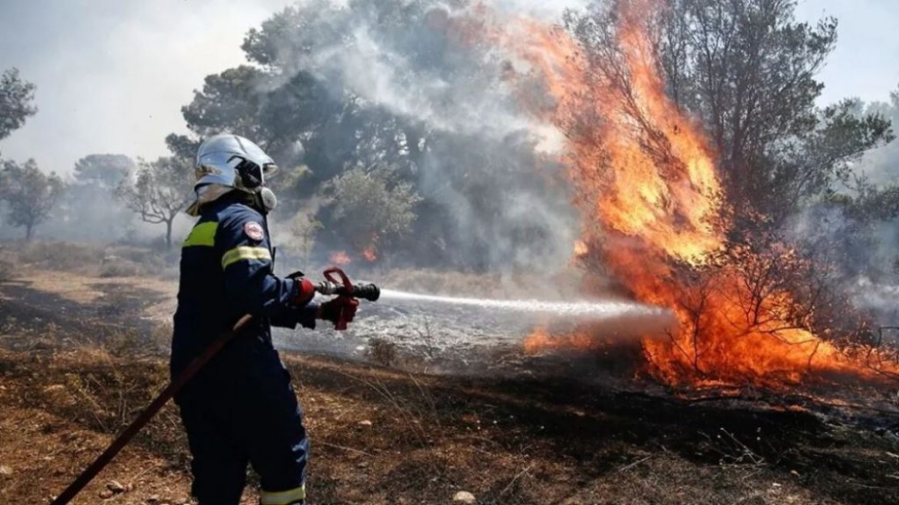 &Sigma;&tau;&omicron; &laquo;&kappa;ί&tau;&rho;&iota;&nu;&omicron;&raquo; &gamma;&iota;&alpha; &pi;&upsilon;&rho;&kappa;&alpha;&gamma;&iota;έ&sigmaf;  &kappa;&epsilon;&nu;&tau;&rho;&iota;&kappa;ή &kappa;&alpha;&iota; &nu;ό&tau;&iota;&alpha; &Lambda;&alpha;&kappa;&omega;&nu;ί&alpha;