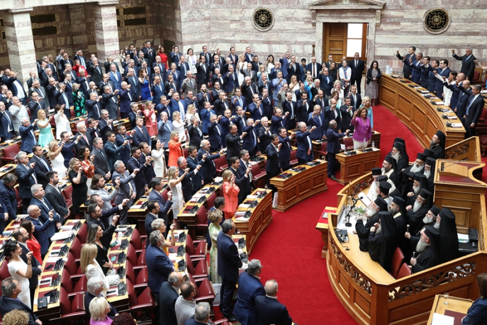 &Omicron;&iota; &Lambda;ά&kappa;&omega;&nu;&epsilon;&sigmaf; &beta;&omicron;&upsilon;&lambda;&epsilon;&upsilon;&tau;έ&sigmaf; &kappa;&alpha;&tau;ά &tau;&eta;&nu; &omicron;&rho;&kappa;&omega;&mu;&omicron;&sigma;ί&alpha; &tau;&eta;&sigmaf; &nu;έ&alpha;&sigmaf; &Beta;&omicron;&upsilon;&lambda;ή&sigmaf;