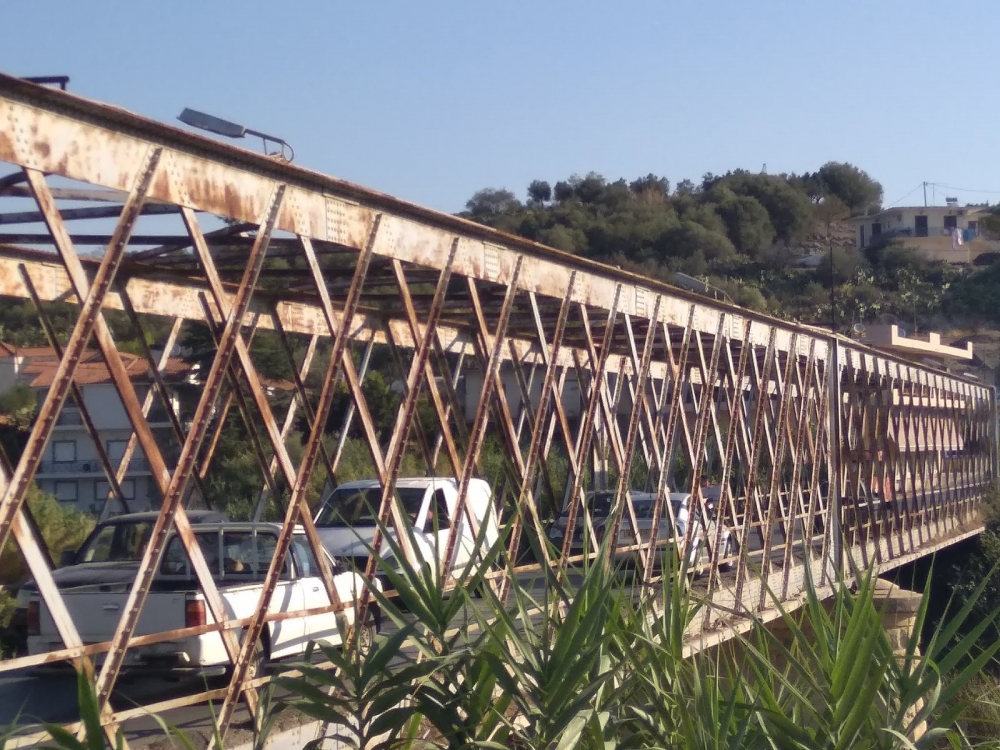 &Sigma;&tau;&alpha; ά&rho;&rho;&eta;&tau;&alpha; &tau;&eta;&sigmaf; &Lambda;&alpha;&kappa;&omega;&nu;&iota;&kappa;ή&sigmaf; &gamma;&eta;&sigmaf;