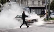 Καπνούς έβγαλε όχημα στην Παλαιολόγου (ΦΩΤΟ)