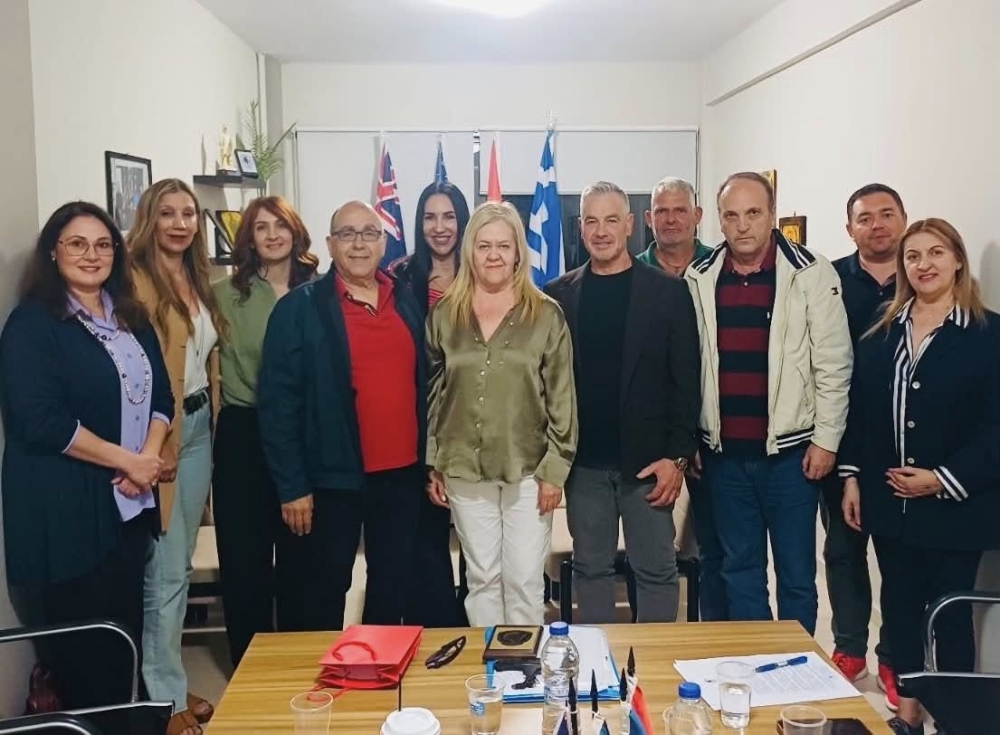 &Gamma;έ&phi;&upsilon;&rho;&epsilon;&sigmaf; &mu;&epsilon; &tau;&eta;&nu; &omicron;&mu;&omicron;&gamma;έ&nu;&epsilon;&iota;&alpha; &alpha;&pi;ό &tau;&eta; &sigma;&upsilon;&nu;ά&nu;&tau;&eta;&sigma;&eta; &sigma;&upsilon;&lambda;&lambda;ό&gamma;&omicron;&upsilon; &laquo;&Omicron; &Lambda;&Epsilon;&Omega;&Nu;&Iota;&Delta;&Alpha;&Sigma;&raquo; &kappa;&alpha;&iota; &Nu;&tau;ί&alpha;&sigmaf; &Tau;&zeta;&alpha;&nu;&epsilon;&tau;έ&alpha;