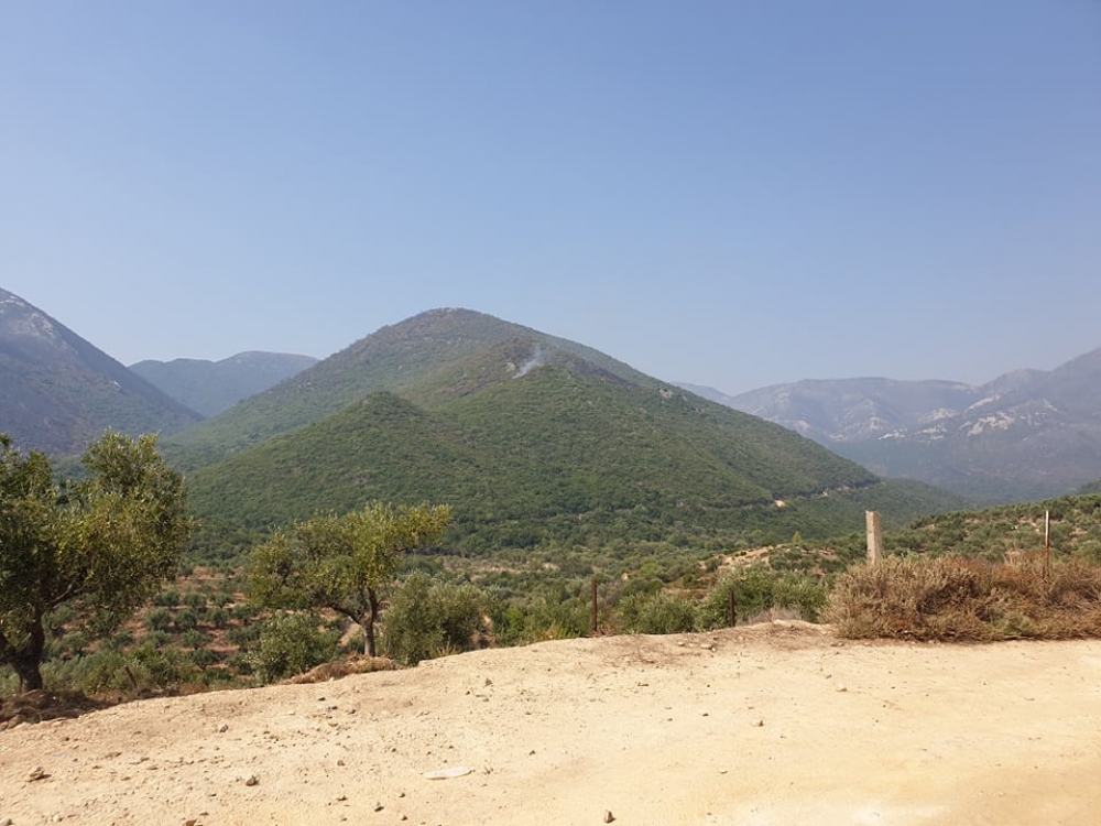 &Sigma;&tau;&eta;&nu; &pi;&epsilon;&rho;&iota;&omicron;&chi;ή &tau;&eta;&sigmaf; &Delta;&epsilon;&sigma;&phi;ί&nu;&alpha;&sigmaf; &omicron;&iota; &pi;&upsilon;&rho;&omicron;&sigma;&beta;&epsilon;&sigma;&tau;&iota;&kappa;έ&sigmaf; &delta;&upsilon;&nu;ά&mu;&epsilon;&iota;&sigmaf;