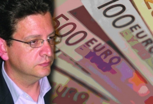 Διαμαρτυρία Πανδή για τα κατασχετήρια του ΟΑΕΕ