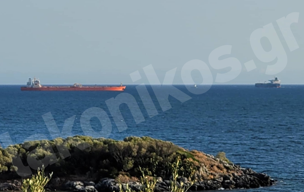 NAVTEX &sigma;&tau;&omicron;&nu; &Lambda;&alpha;&kappa;&omega;&nu;&iota;&kappa;ό &Kappa;ό&lambda;&pi;&omicron;: &Lambda;ή&gamma;&epsilon;&iota; &eta; &omicron;&delta;&eta;&gamma;ί&alpha; &ndash; &Epsilon;&pi;&iota;&sigma;&tau;&rho;έ&phi;&omicron;&upsilon;&nu; &tau;&alpha; &tau;ά&nu;&kappa;&epsilon;&rho;;