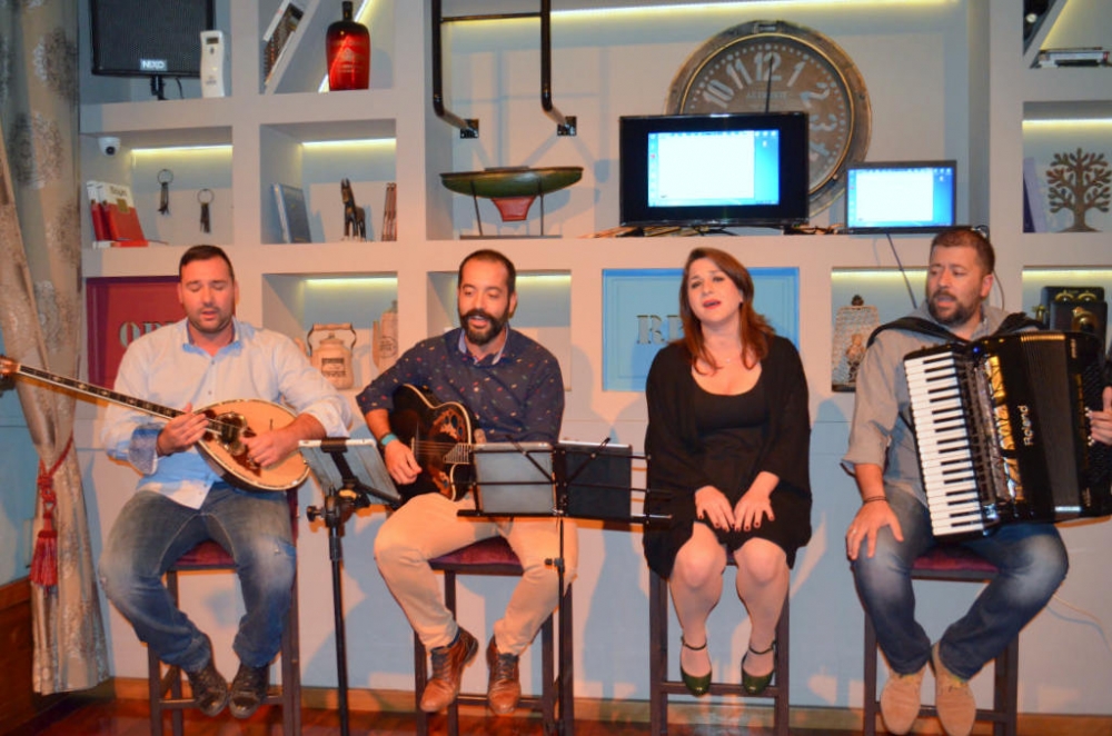 Στη σκηνή του «Level» και αυτήν την Παρασκευή ο Ηλ. Καππάκος με την ορχήστρα του!