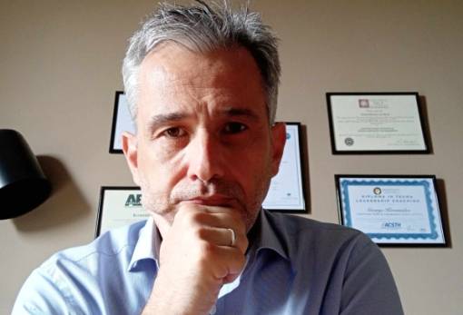 Το δικό σας σχόλιο: Όταν οι ταμπέλες κλείνουν δρόμους στη Σπάρτη