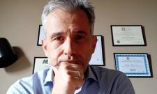 &Tau;&omicron; &delta;&iota;&kappa;ό &sigma;&alpha;&sigmaf; &sigma;&chi;ό&lambda;&iota;&omicron;: Ό&tau;&alpha;&nu; &omicron;&iota; &tau;&alpha;&mu;&pi;έ&lambda;&epsilon;&sigmaf; &kappa;&lambda;&epsilon;ί&nu;&omicron;&upsilon;&nu; &delta;&rho;ό&mu;&omicron;&upsilon;&sigmaf; &sigma;&tau;&eta; &Sigma;&pi;ά&rho;&tau;&eta;