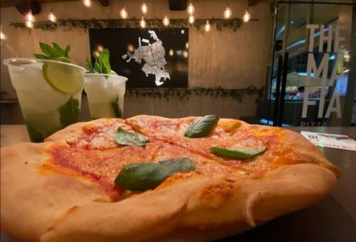 THE MAFIA. Ένα casual food bar για όλες τις ώρες