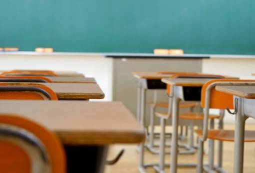 Κατάργηση σχολικών επιτροπών: Νέα απειλή για τη λειτουργία του δημόσιου σχολείου