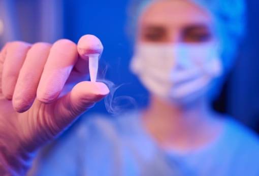 Κατάψυξη ωαρίων: μόδα ή εργαλείο;